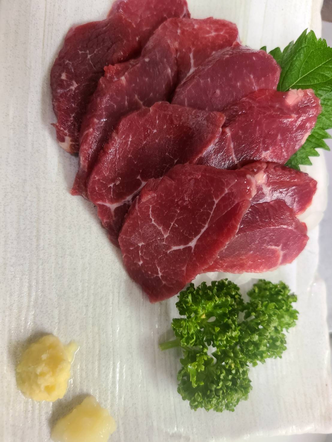 馬刺し